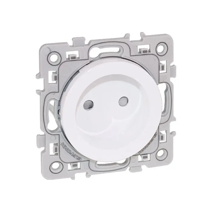 Vente Flash Prise 2P 16A NF avec griffes – SQUARE blanc – Eur‘Ohm